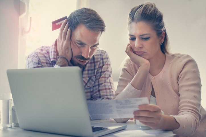 California consumer can avoid bank overdraft free through a combination of planning and budgeting. Here are a few helpful tips.