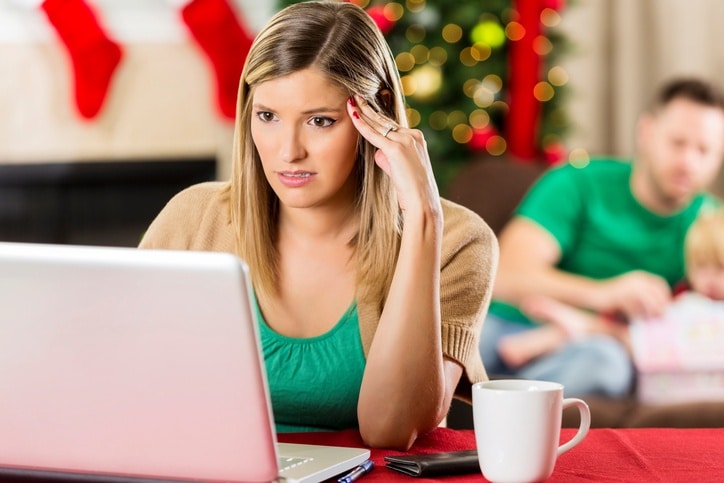 How Florida Consumers Can Recover their Credit Scores from Holiday Overspending in the New Year